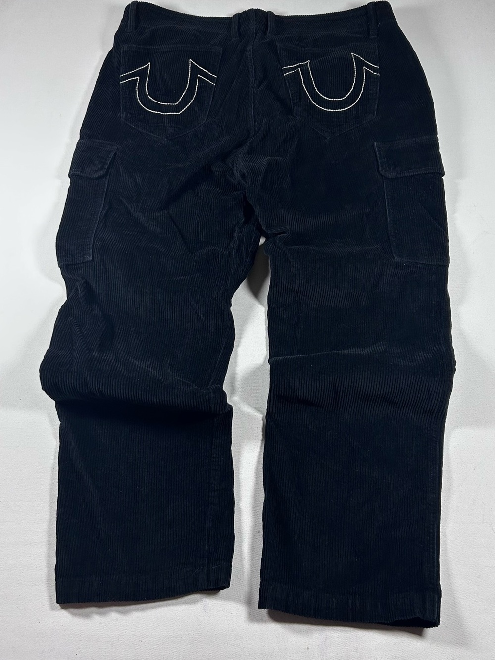 True Religion Corduroy Cargo Pants Mens Fits: 40x31 Black Y2k